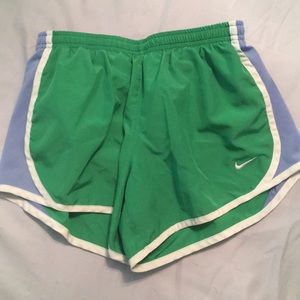 Selling xs Nike shorts